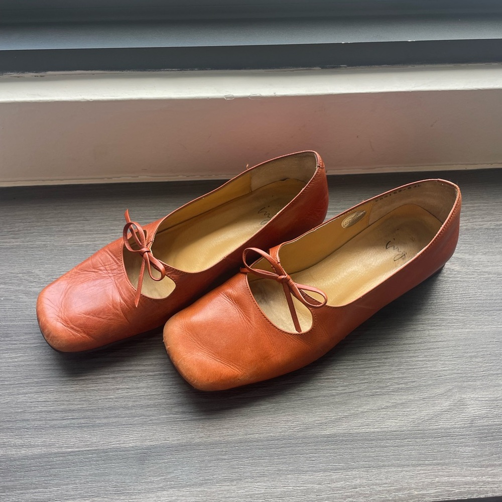 leather ballet flat